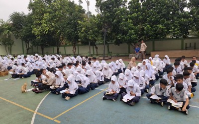 Seratus Kali Ini, Siswa Tahu Isi Luar Angkasa!